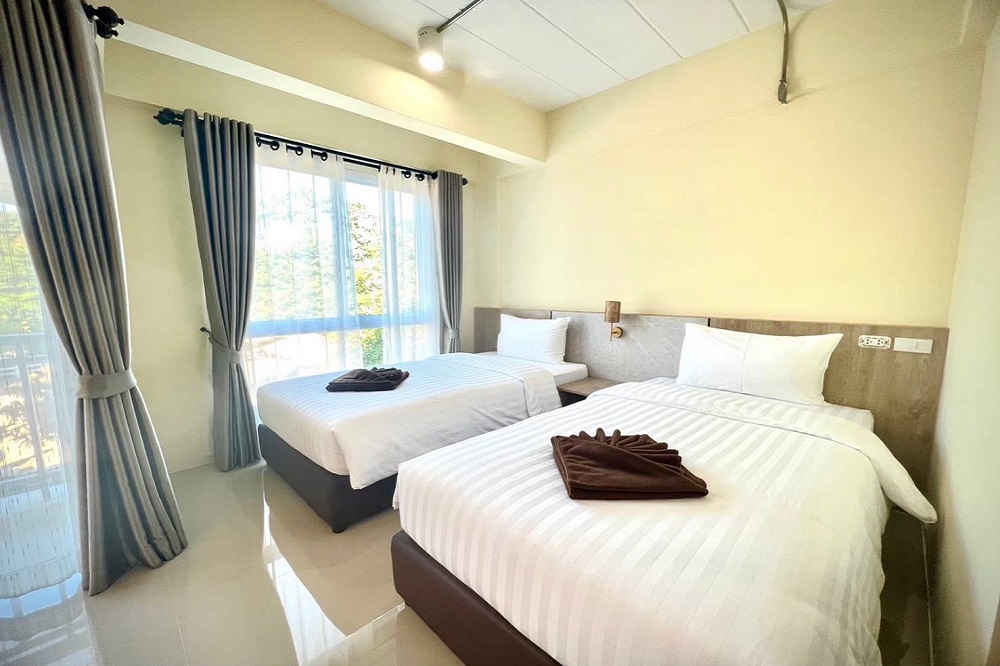 The Chiva khao yai